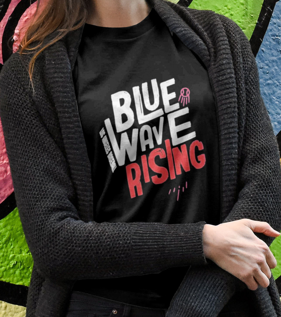 Los Angeles Original Blue Wave Rising T-Shirt