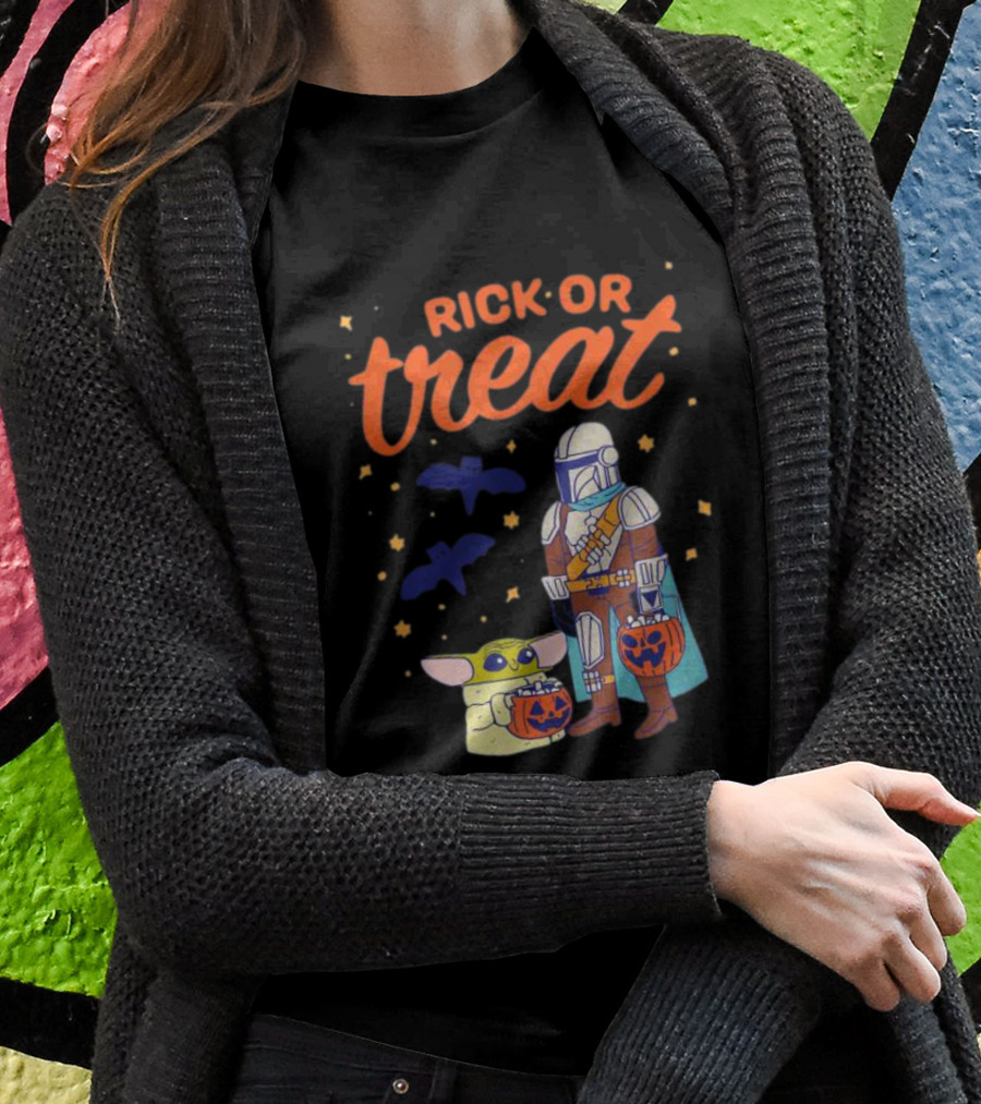 Rick Or Treat The Mandalorian And Grogu Halloween Pumpkin Buckets With Bats And Stars T-Shirt