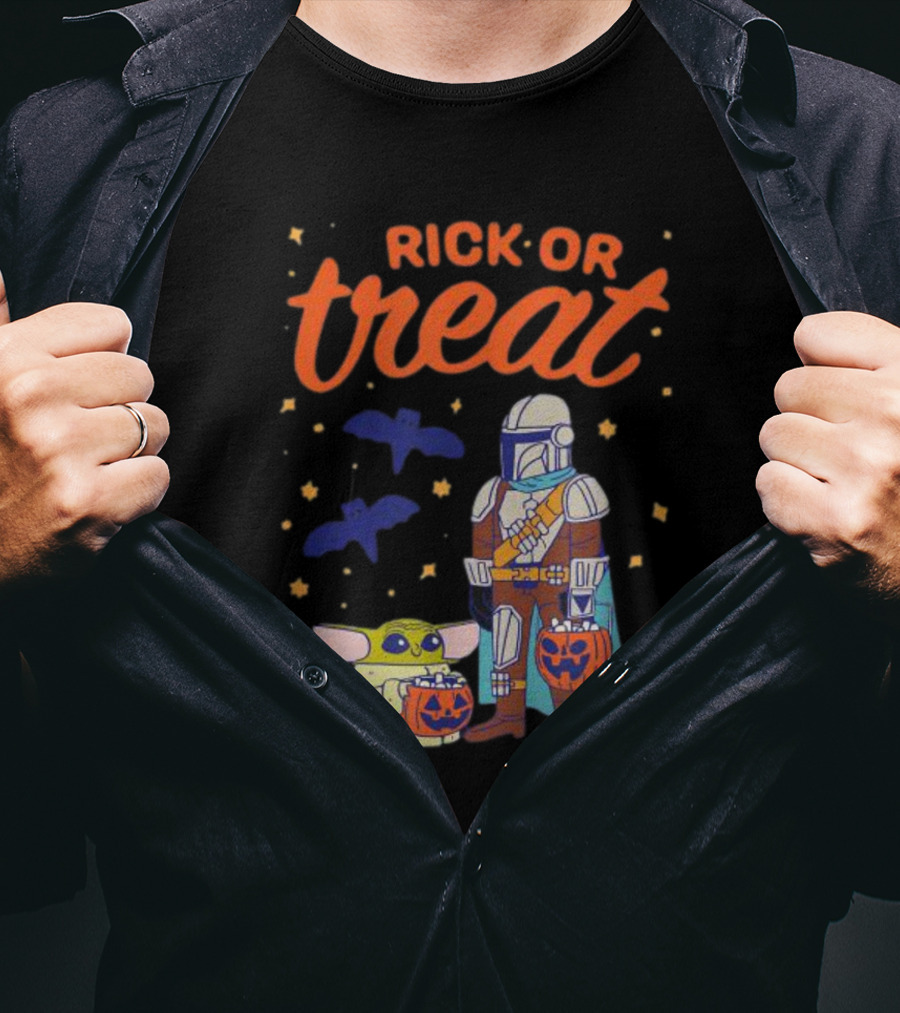 Rick Or Treat The Mandalorian And Grogu Halloween Pumpkin Buckets With Bats And Stars T-Shirt
