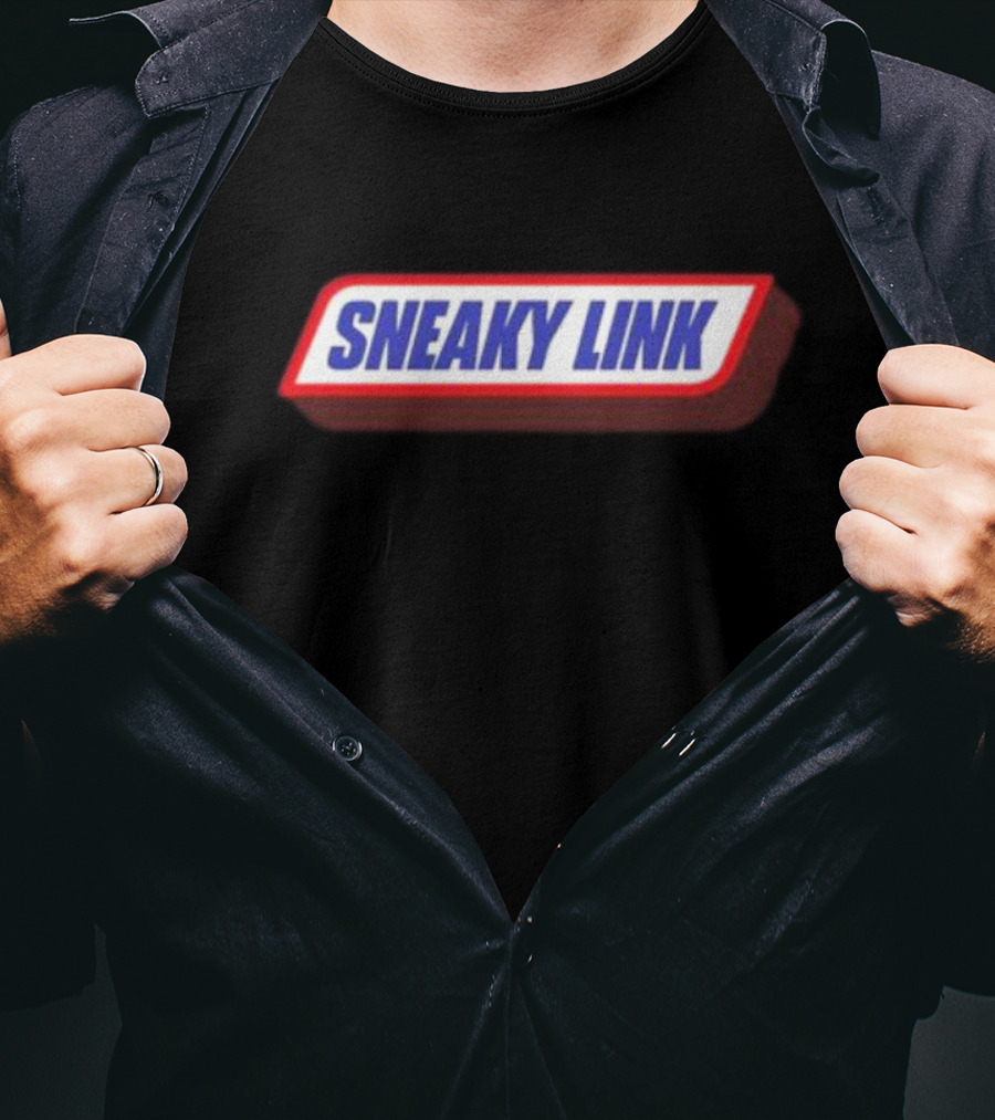 SNEAKY LINK Retro T-Shirt