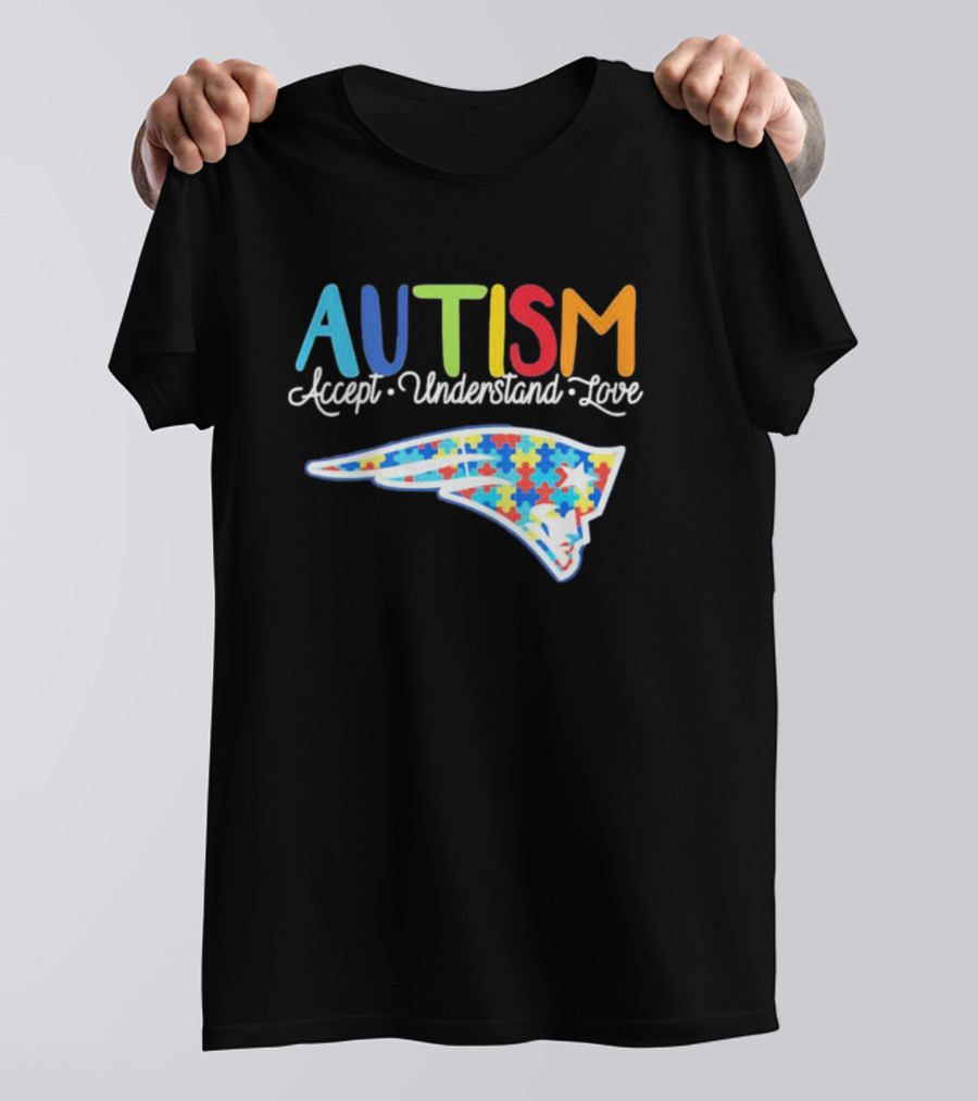 New England Patriots Autism Awareness Accept Understand Love Puzzle T-Shirt