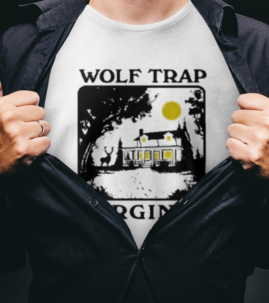 Wolf Trap Virginia Moonlit House Scene T-Shirt