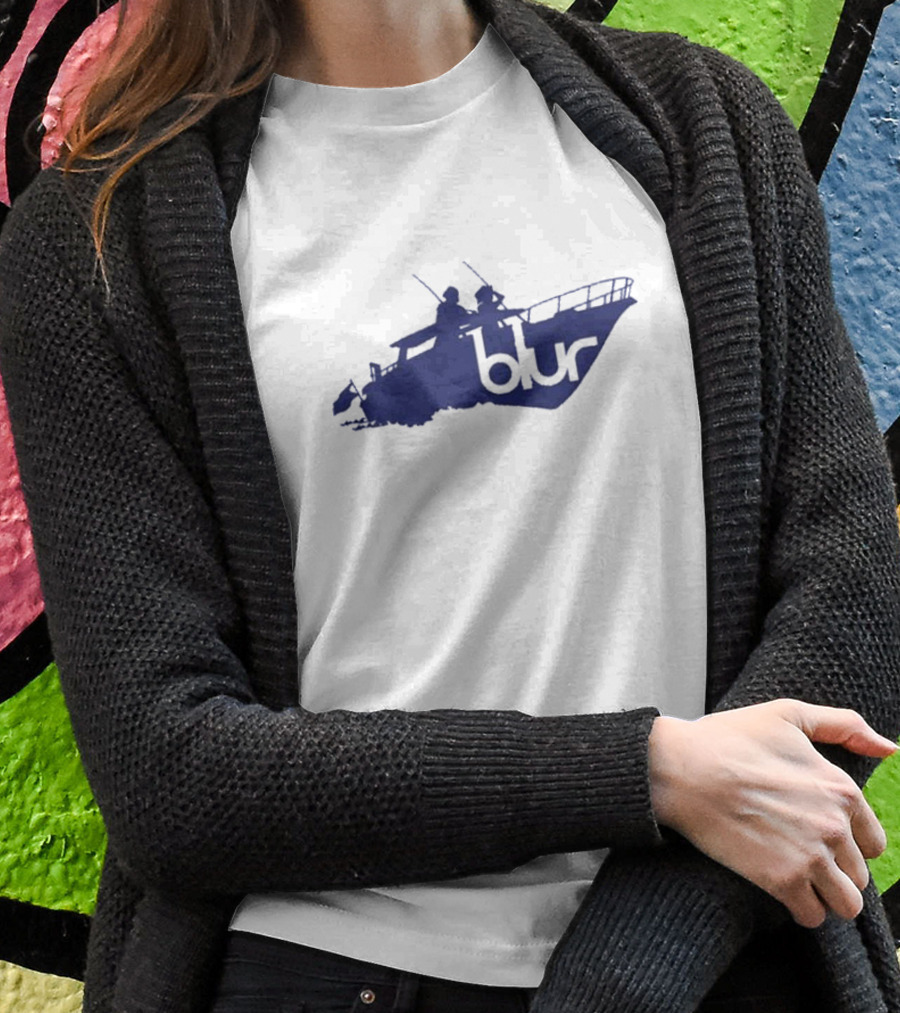 Blur Band Iconic Boat Design Sunday T-Shirt