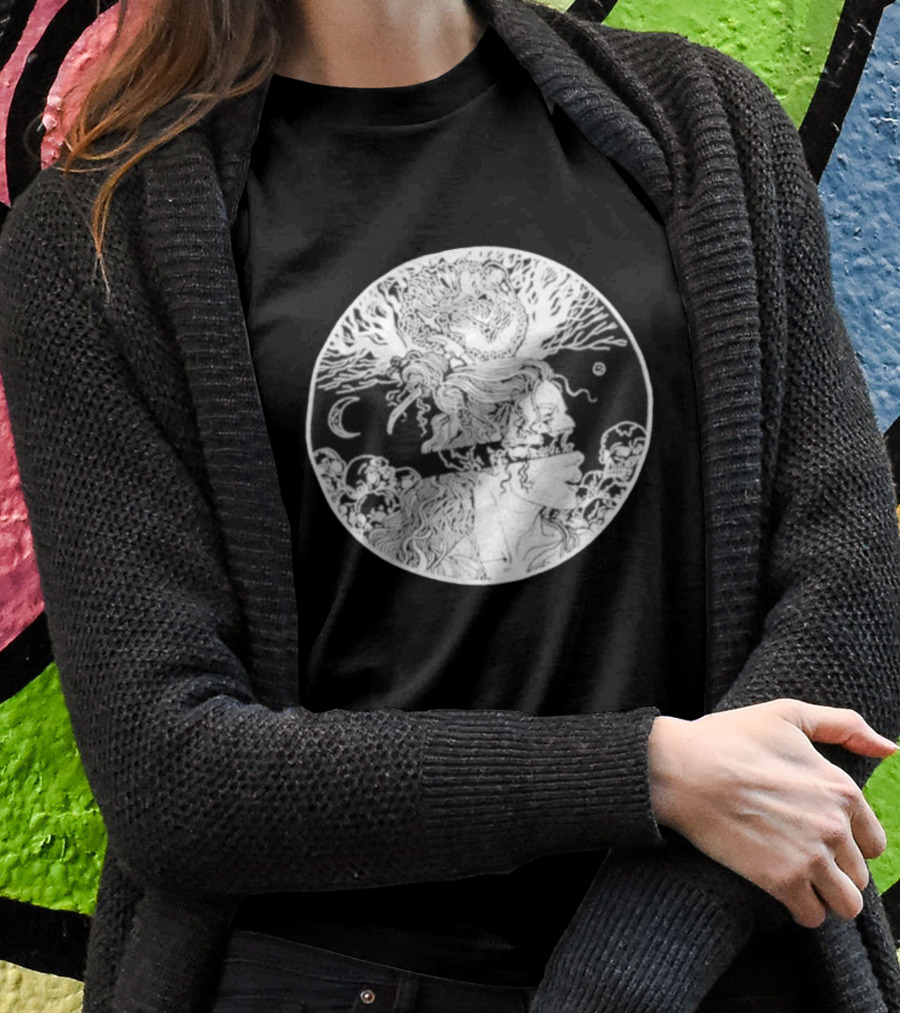 Critical Role Laudna Character Art Moon T-Shirt