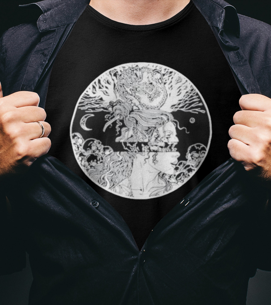 Critical Role Laudna Character Art Moon T-Shirt