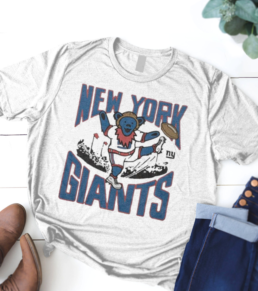 New York Giants Grateful Dead NFL Collaboration Bear T-Shirt