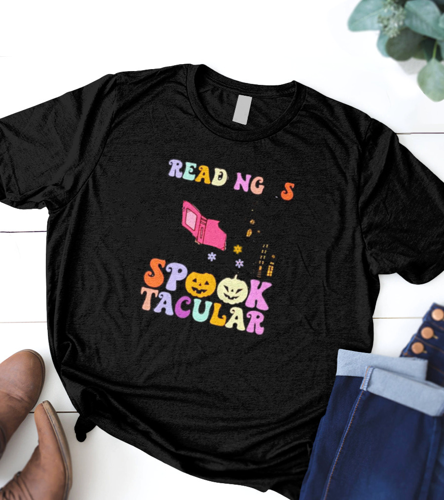 Reading Is Spooktacular Ghost Reading Book Halloween Pumpkins T-Shirt