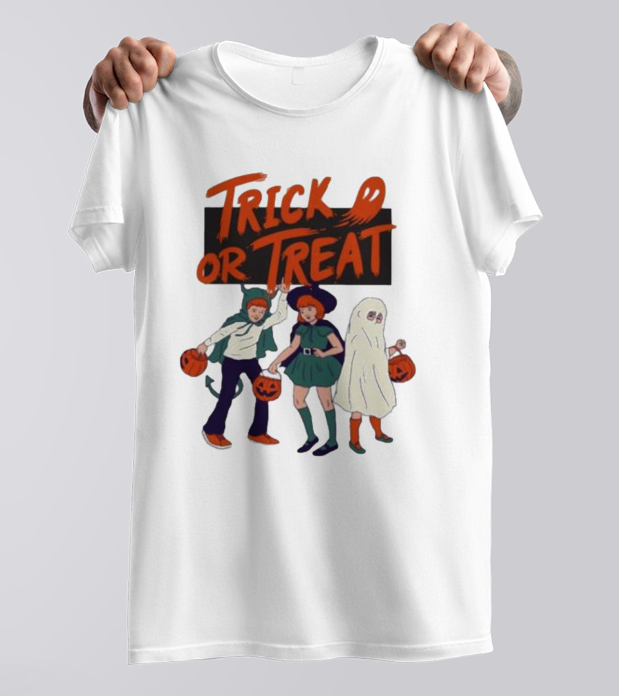 Trick Or Treat Friends In Halloween Festival With Pumpkins Ghost Costume T-Shirt