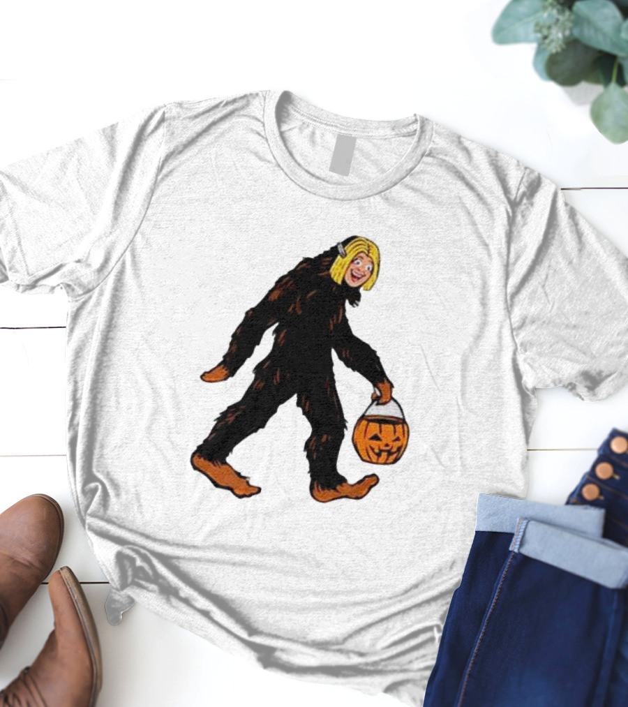 Mystical Halloween Sasquatch Holding Pumpkin Bucket Spooky Costume T-Shirt