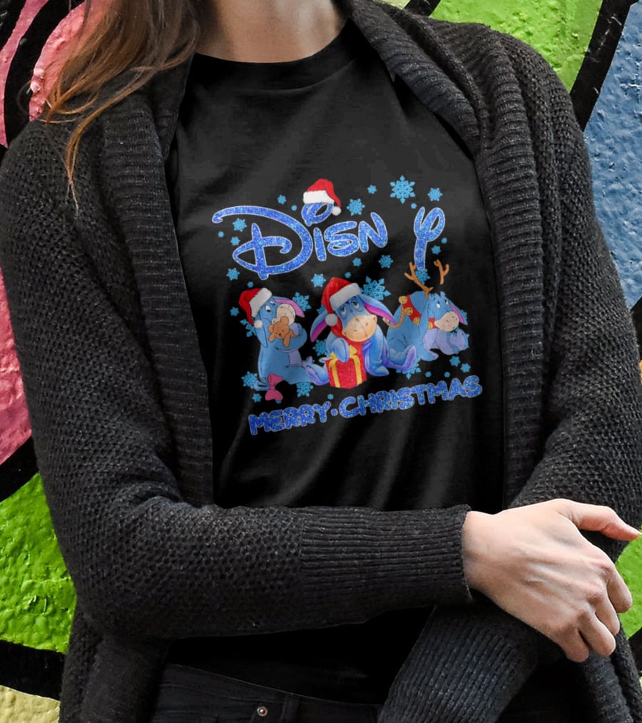 Disney Eeyore Santa Hat Winnie-the-Pooh Merry Christmas Snowflakes T-Shirt