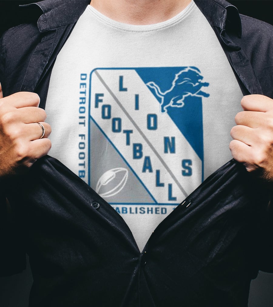 Detroit Lions Football Shield Established 1934 Iconic T-Shirt