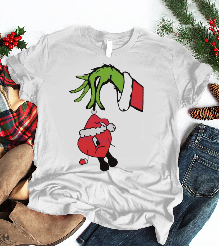 Grinch Hand Holding Santa Hat Bad Bunny Xmas T-Shirt