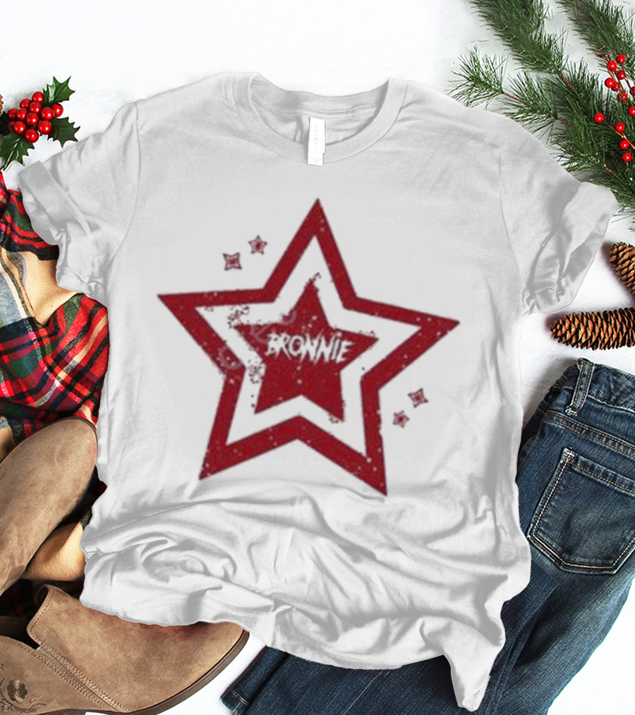 Bronnie Red Star Pattern Vintage T-Shirt