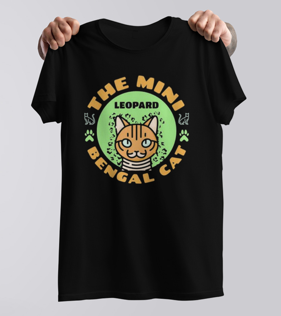 THE MINI LEOPARD BENGAL CAT PAWS AND WHISKERS ICONS T-Shirt