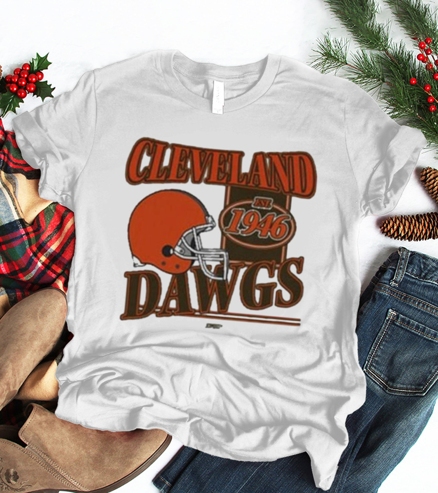 Cleveland Dawgs Est 1946 Football Helmet T-Shirt