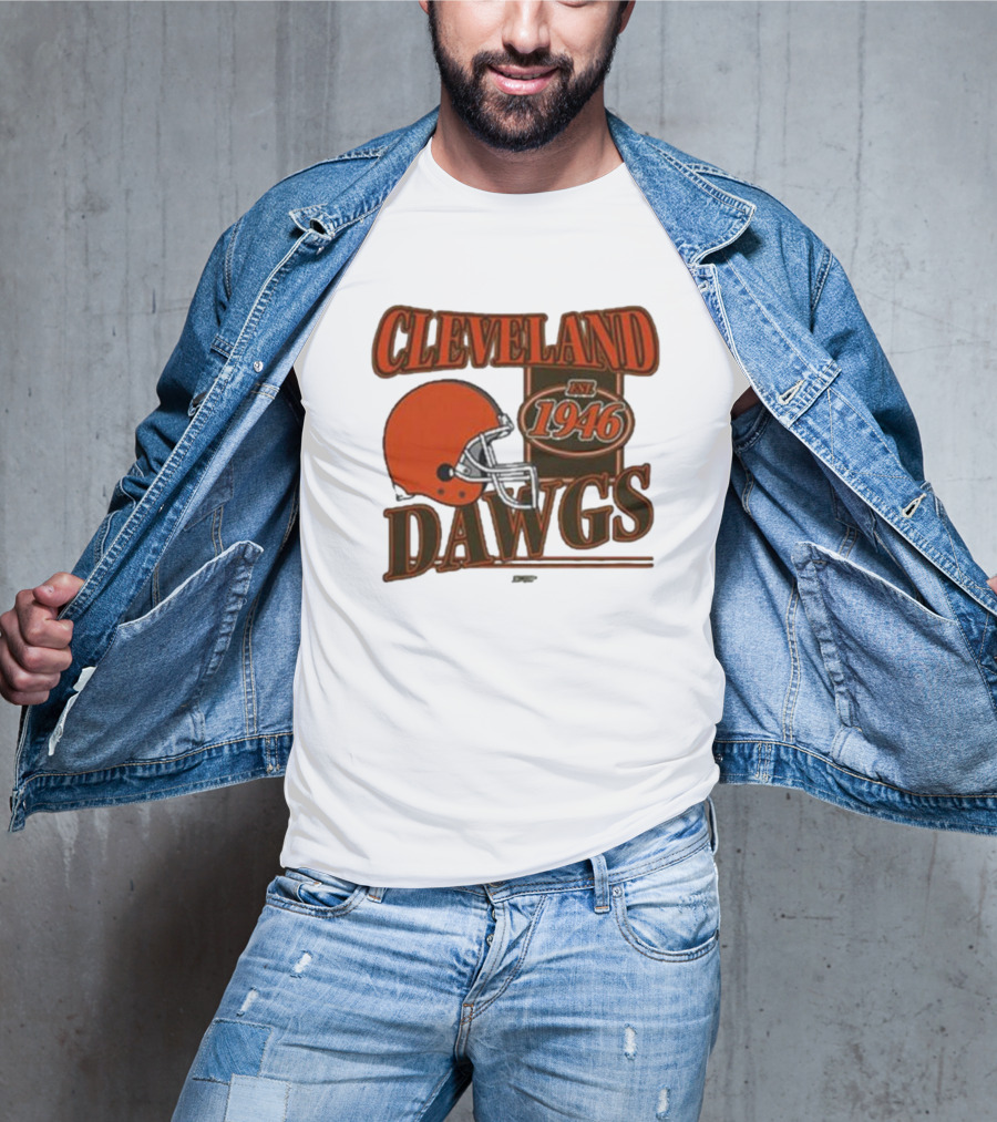 Cleveland Dawgs Est 1946 Football Helmet T-Shirt