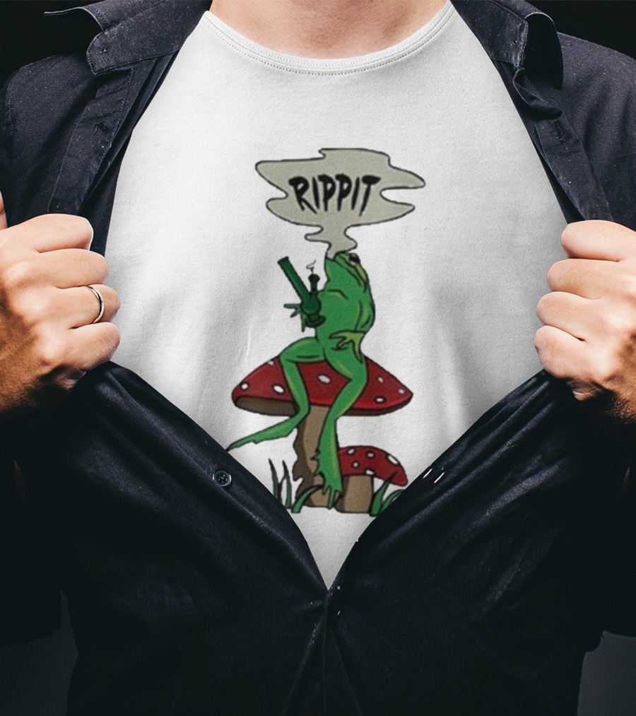 Fourtwenty Rippit Frog Smoking On Mushroom T-Shirt