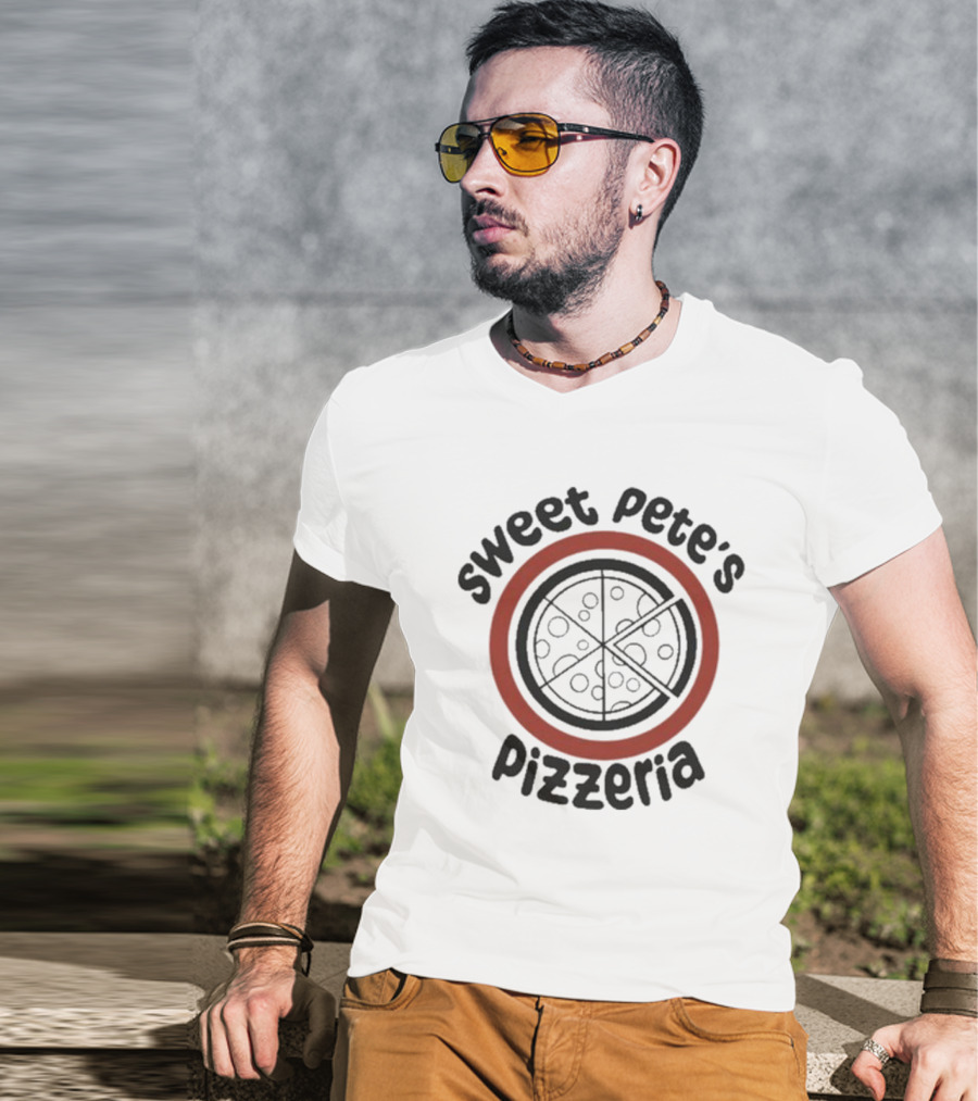 Sweet Pete’s Pizzeria Pizza Circle T-Shirt