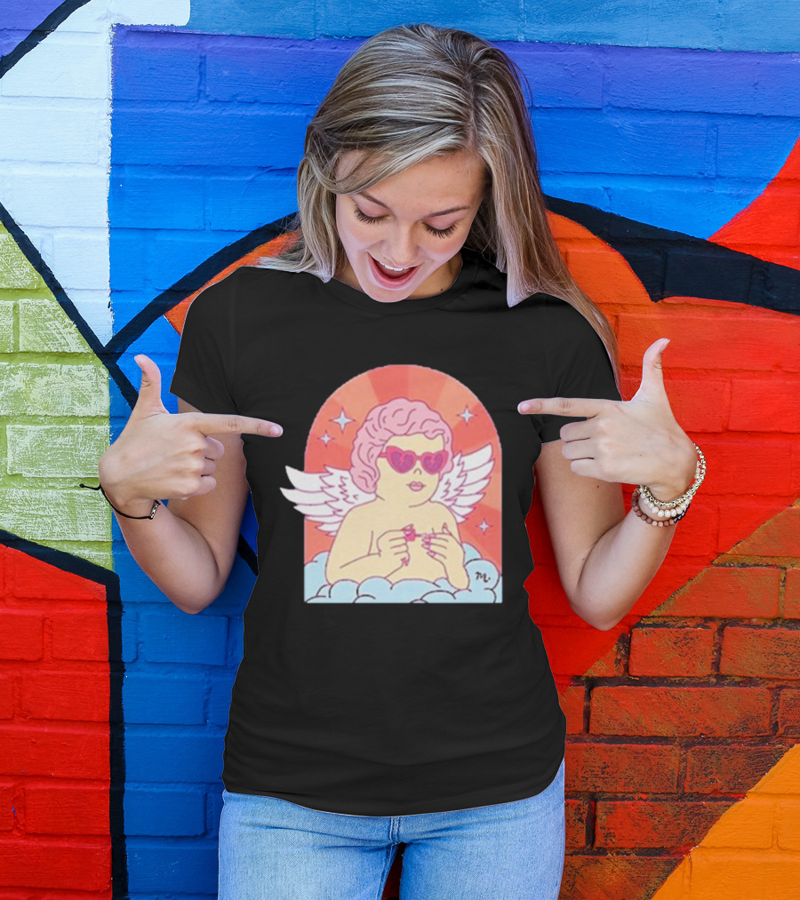 Maniology Cupid's Nail Spa Cherub With Heart Sunglasses And Wings T-Shirt