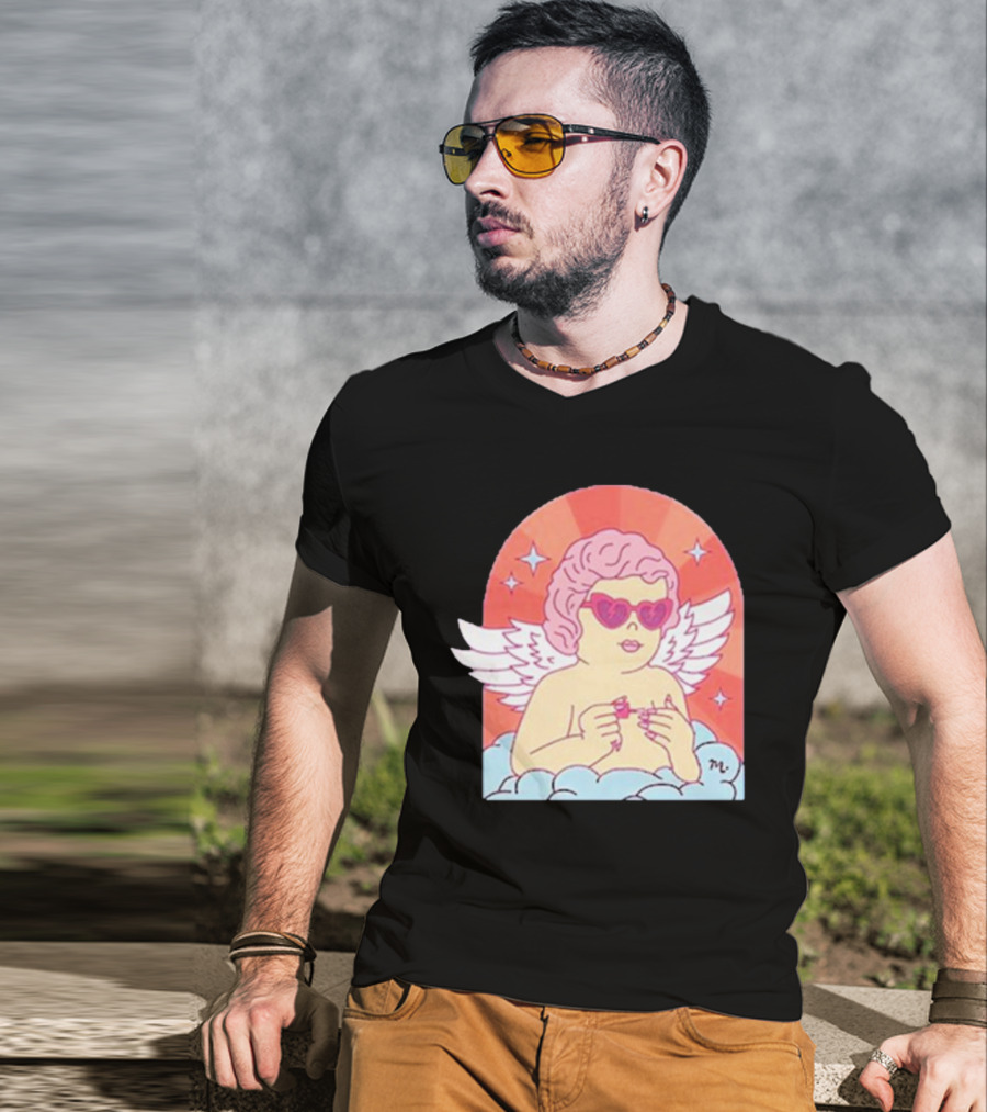 Maniology Cupid's Nail Spa Cherub With Heart Sunglasses And Wings T-Shirt
