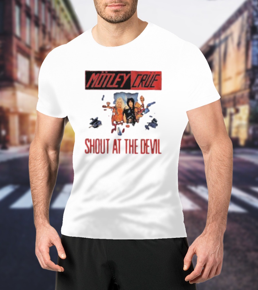 Mötley Crüe Shout At The Devil Classic Album Cover T-Shirt