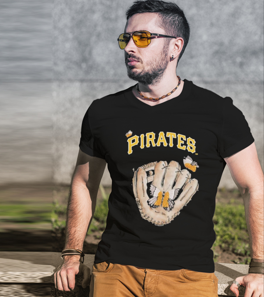 Pittsburgh Pirates Toddler Butterfly Baseball Glove Tiny Turnip T-Shirt
