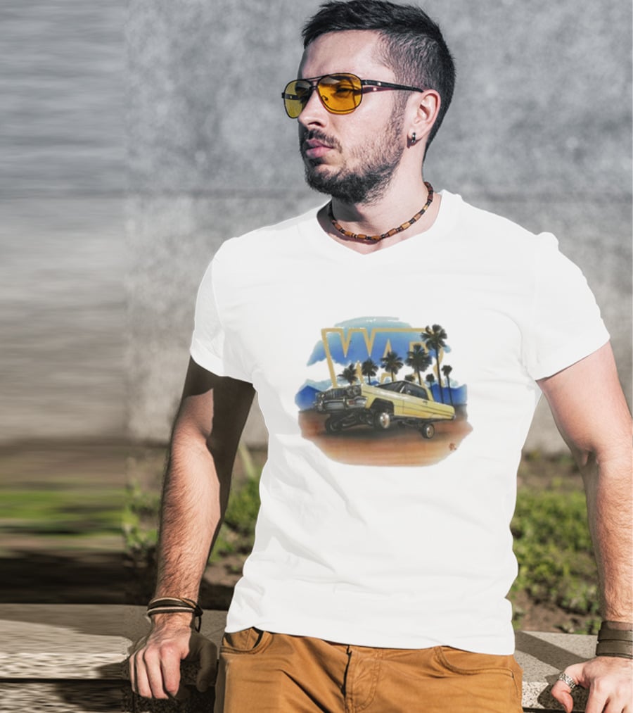 War Low Rider Airbrush Palm Trees Classic Car Lifted T-Shirt
