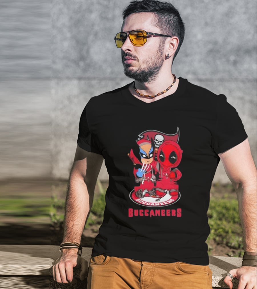 Tampa Bay Buccaneers Marvel Wolverine Deadpool Buccaneers T-Shirt