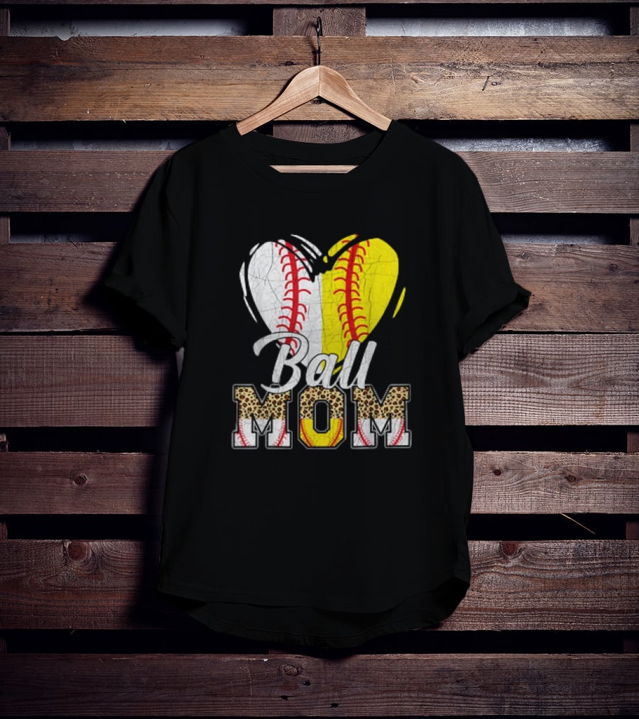 Ball Mom Heart Leopard Baseball Softball Vintage Women T-Shirt