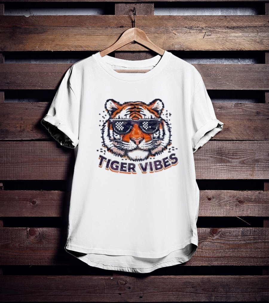 Tiger Vibes Sunglasses Cool Tiger Face T-Shirt
