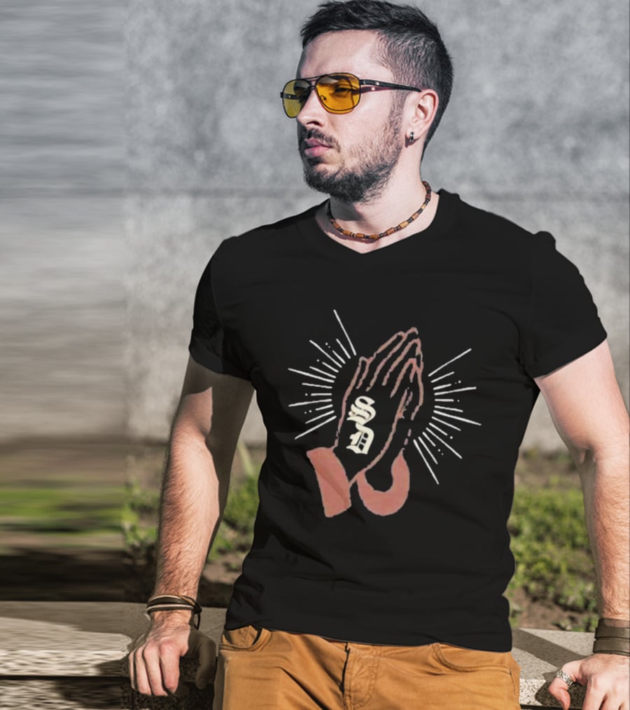 Keep The Faith San Diego Friars Baseball Club 1969 Praying Hands SD T-Shirt