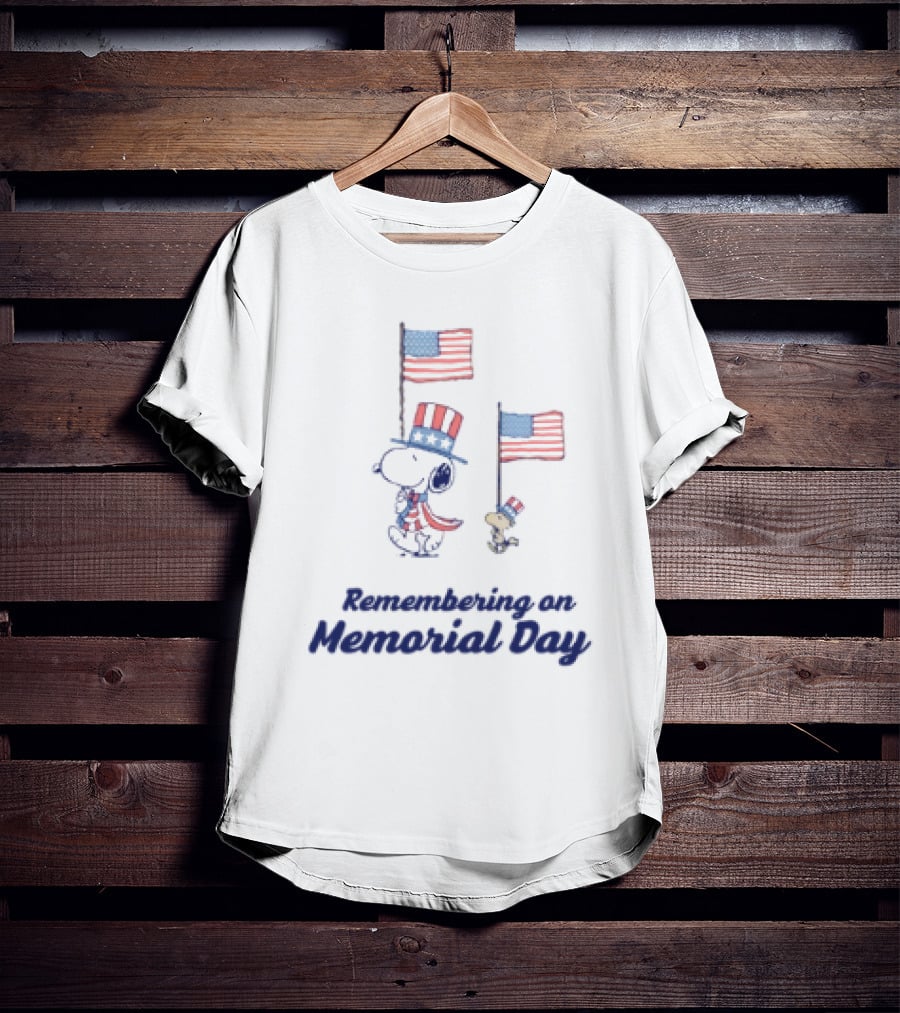 Snoopy Remembering On Memorial Day With American Flags T-Shirt