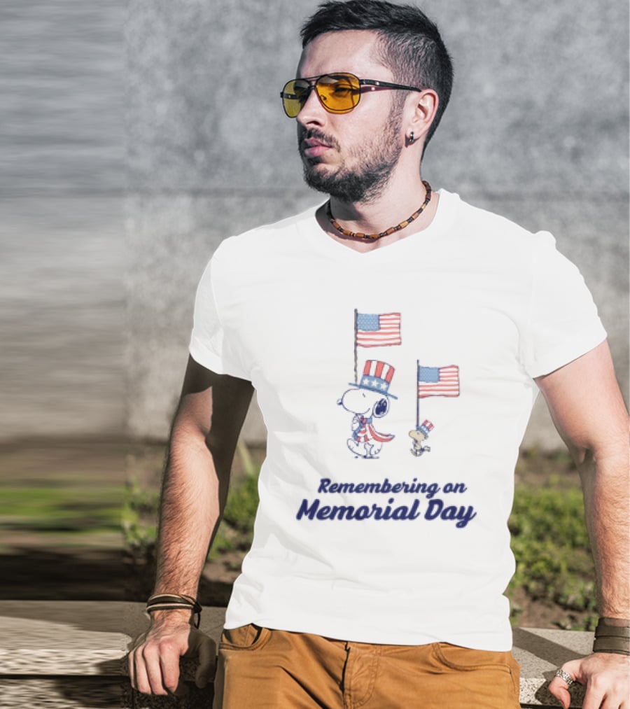 Snoopy Remembering On Memorial Day With American Flags T-Shirt