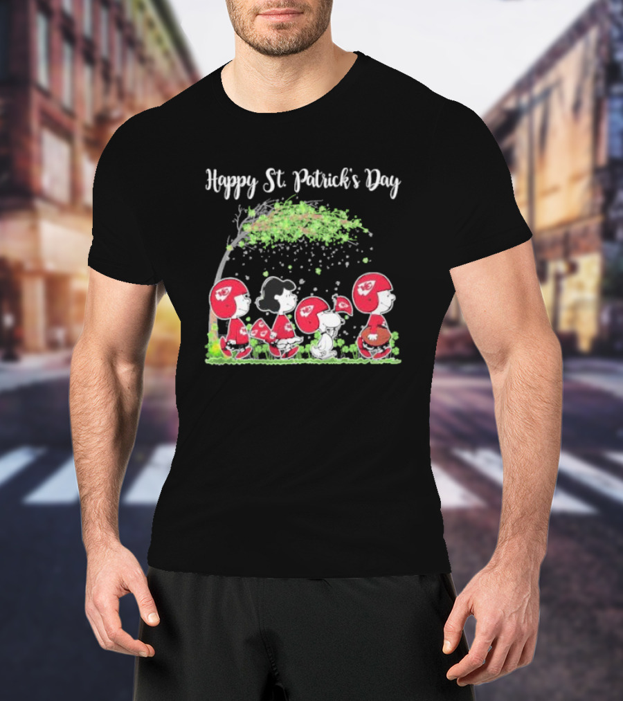 Kansas City Chiefs Peanuts Characters Happy St. Patrick’s Day T-Shirt