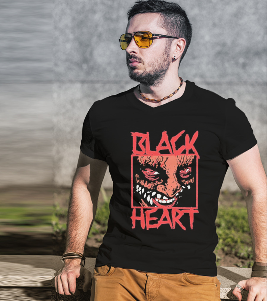 Lio Rush Blackheart Creepy Red Evil Face T-Shirt