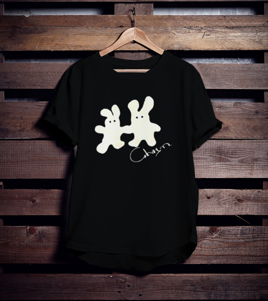 Clairo Charm Bunny Duo Brasil Essence T-Shirt