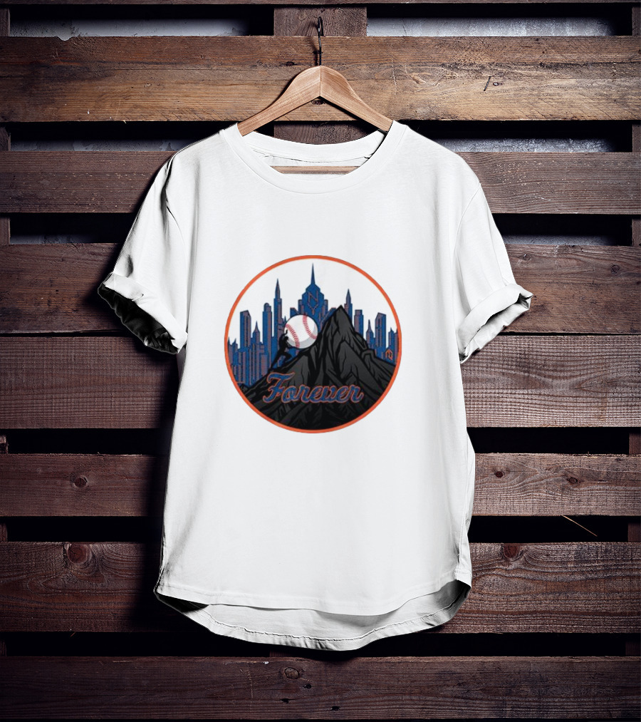 New York Met Fan Forever Skyline Baseball Statue T-Shirt