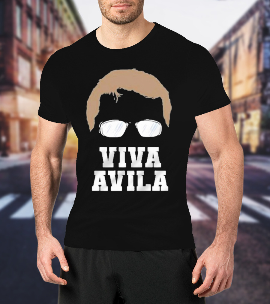 Viva Avila Glasses Face T-Shirt