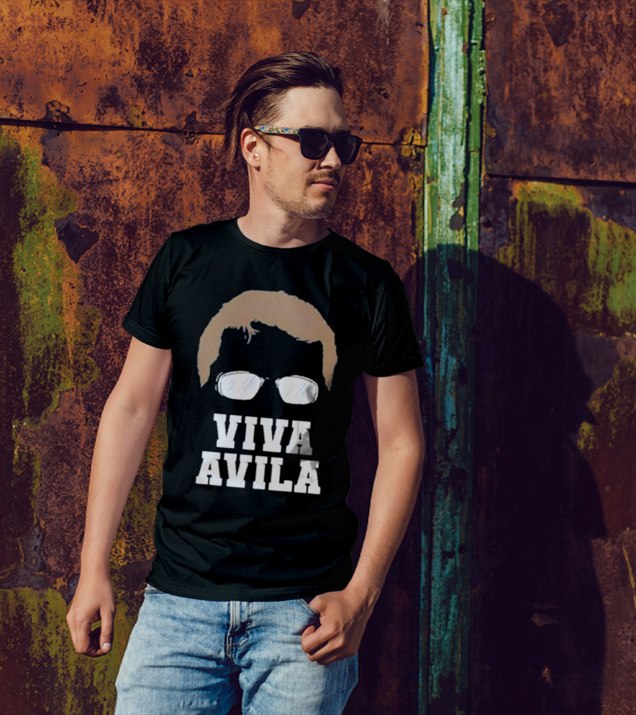 Viva Avila Glasses Face T-Shirt