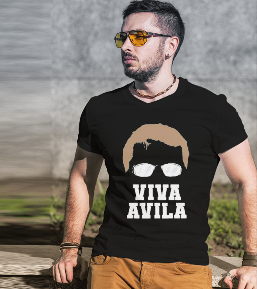 Viva Avila Glasses Face T-Shirt