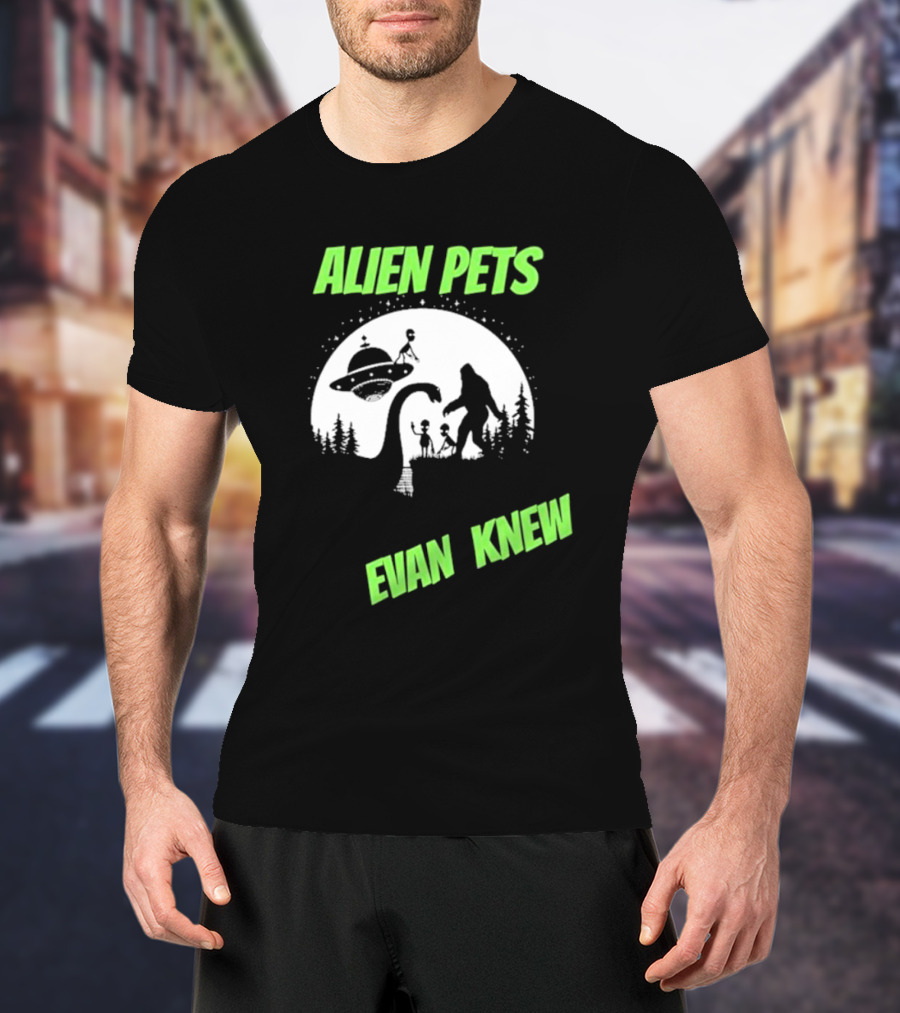 ALIEN PETS EVAN KNEW UFO BIGFOOT AND DINOSAUR SCENE T-Shirt