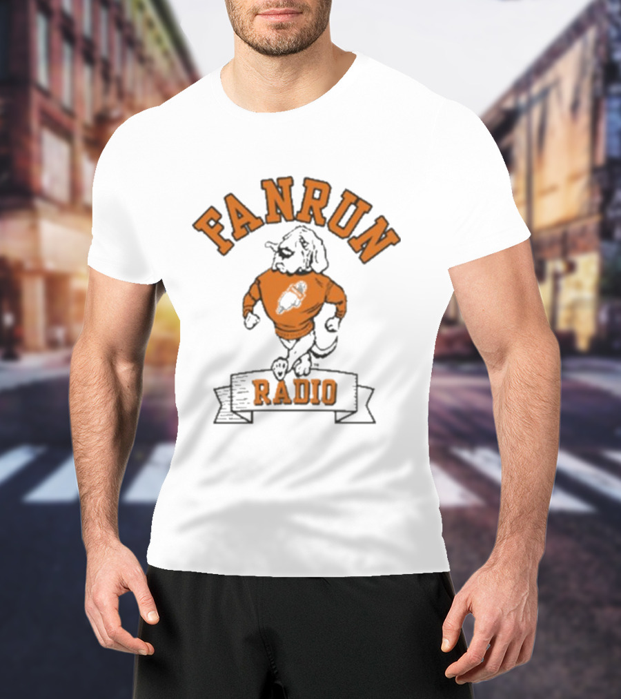 Fanrun Radio Smokey Cream Mascot T-Shirt