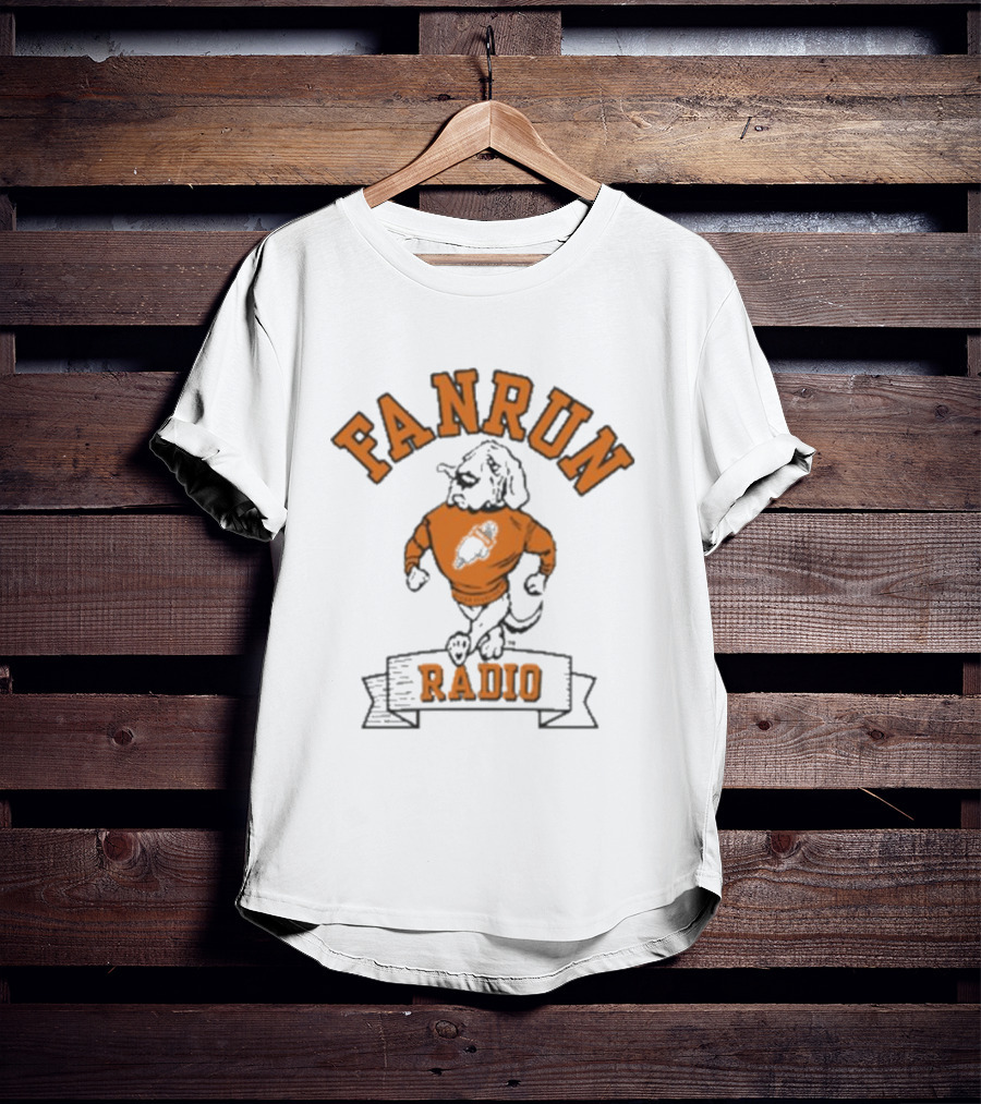 Fanrun Radio Smokey Cream Mascot T-Shirt