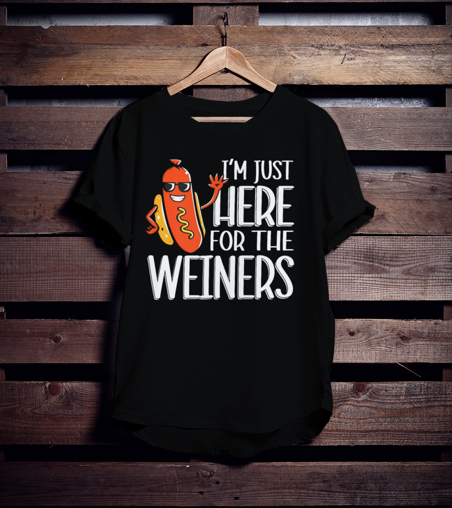 I'm Just Here For The Wieners Sausage Wearing Sunglasses T-Shirt