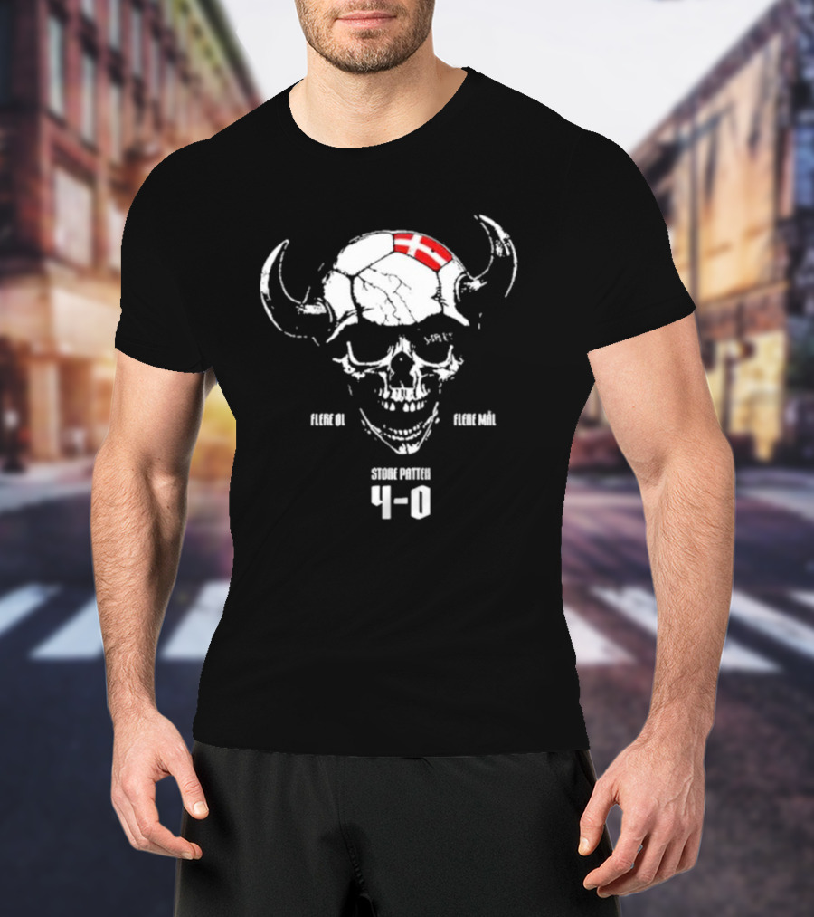 Flere Øl Flere Mål Store Patten 4-0 Skull With Horns And Denmark Flag Suspekt Tour T-Shirt