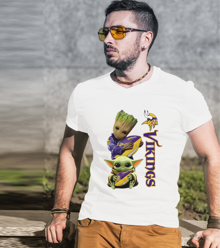 Baby Groot And Yoda Hugging Minnesota Vikings Football T-Shirt