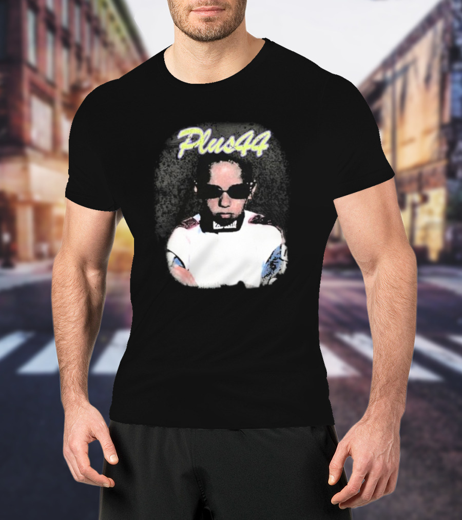 Lewis Hamilton Plus 44 Vintage Style Portrait T-Shirt