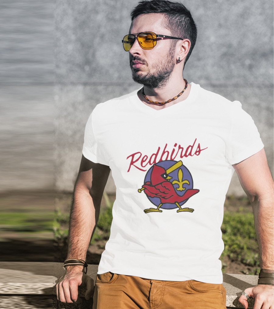 Redbirds St Louis Cardinals Baseball Fleur-de-Lis Icon Bird Bat T-Shirt