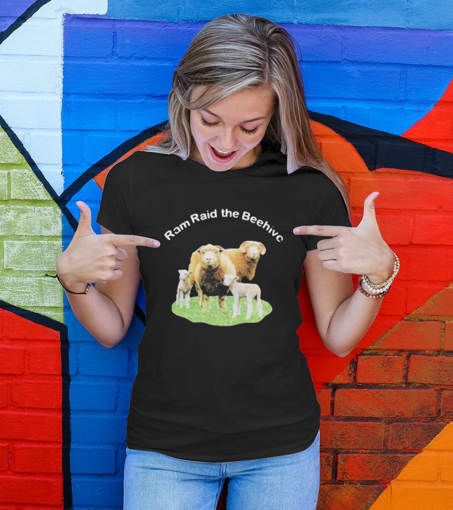 Ram Raid The Beehive Sheep On Grass T-Shirt