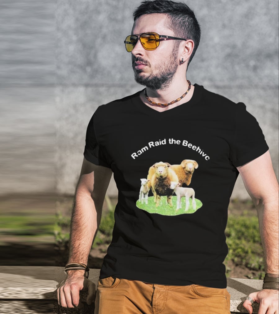 Ram Raid The Beehive Sheep On Grass T-Shirt